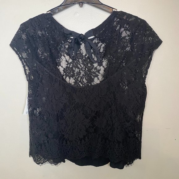 Abercrombie & Fitch Tops - NWT Abercrombie and Fitch Lace Blouse